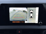 駐車時の安全性を高めるバックモニター。狭い場所でも、後方確認がしやすくなりました。運転に自信がない方にもおすすめです。