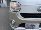 ハロゲンライトです!追加料金でLEDヘッドライトバルブつける事も可能です。(LEDつけれない車両もございますので適合お調べ致します。)
