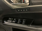 運転の操作性、快適性、など全ては、シートポジションから始まります。シートメモリーは、重要な機能です。