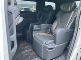運転しやすい視界設計と、操作しやすい配置が特徴です。快適なドライビングをサポートする、機能的な空間です。