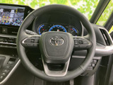 握りやすいステアリングで、快適なドライビングを実現。操作性にも優れており、運転の楽しさを高めます。