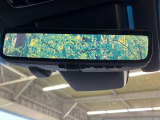 【デジタルインナーミラー】カメラが撮影した車両後方の映像をルームミラー内に表示。クリアな視界で状況の確認が可能です!※ドラレコ機能ご利用には別途SDカードをご用意いただく場合があります。