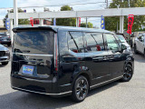 人気車種のステップワゴンスパーダが入荷しました!純正ナビ、バックカメラ、後席モニターなど充実装備になっております!是非お早目のお問い合わせお待ちしております!