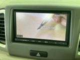 停車中には、テレビや動画をお楽しみいただけます。長距離移動も退屈知らず。移動時間を有効活用しましょう。