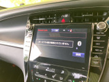 多機能モニターで、様々な情報を確認できます。車両の状態や設定などを確認し、安全で快適な運転をサポートします。