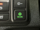 ★ECONスイッチ★ エコドライブを加速しよう!スイッチをONにすると、運転の仕方によるロスを抑え込み燃費をよくするようクルマが頑張ります(*^ー^*)燃費向上にチャレンジ♪