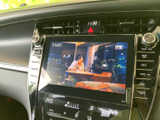 停車中に楽しめるTV機能。休憩時間などに、ニュースや番組をチェックできます。移動先での待ち時間を有効活用できますね。