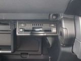 広がる運転支援サービスETC2.0搭載。全国の高速道路に設置されたITSスポットと双方向通信を図り、広域な道路交通情報や安全運転をサポートする情報を得て、音声やナビ画面上にタイムリーにお知らせします。