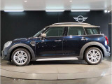 気密性の高いMINIは外観のかわいらしさとは裏腹に、外の雑音を遮り、高級感のある快適なドライブをお楽しみいただけます。