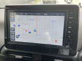【日産純正の大画面ナビゲーション!】遠くへのお出かけする際の心強い味方です!自車位置の確認はもちろん、Bluetooth接続や機能も充実。大きな画面で各操作もしやすく安心です。
