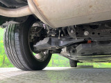 お車を安心してお乗りいただく為には、足回りの定期点検が欠かせません。サービスサポート(有償保証)では無料点検もご提供しており、安心のカーライフをお過ごしいただけるサポート体制が整っています。