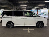 このお車は当店に展示はしておりません。ご希望の店舗(弊社U-Car取り扱い22店舗)へ直接配送しご商談の流れになります。ご成約が必須ではありませんのでお気軽にお問い合わせ下さい。