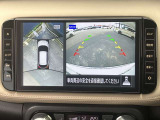 【アラウンドビューモニター】このように真上から見下ろしたような映像が映し出されるため駐車やバックが苦手な方でも安心して行うことが可能となります★