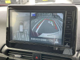 空から車を見たような「アラウンドビューモニター」!車の周りが一目で確認できるので、小さなお子様や障害物があっても安心して乗ることができます。