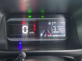走行距離も少なく、しっかりと安心して乗ってもらえる車です。