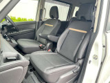 お車の販売と共に、自動車保険もご紹介しております。 弊社取り扱い会社と同じであれば日産独自のサービスもあります。