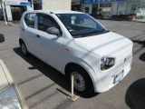 お客様が安心して中古車を購入できるよう、中古車の価格や品質の適正な情報を提供し、近年問題となっております修復暦の偽り・メーター改ざん車の排除に努めています。