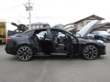 第三者機関AISの車両評価書付きです。キズや修復歴などを専門機関のスタッフがチェックしているため、はじめて輸入車をご検討される方も安心です。