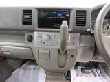 中古車は一物一価、同じようなお車でも、整備状況、外内装の状態など様々です。