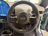 また、MINI正規認定中古車は、エマージェンシーサービスが自動付帯。24時間365日、皆様のカーライフをサポートいたします。確かな安心のうえで、「駆けぬける歓び」をご堪能ください。