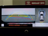 パノラミックビューモニター付きで、車両の周囲を確認することができるので安心できますね♪