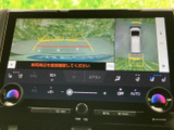 後方確認をサポートするバックモニター。狭い場所での運転や駐車も安心です。安全な運転を支援します。