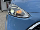 LEDヘッドライトです。デザイン性がよくとても明るいので、夜間の走行や悪天候でも安心です。しかも長寿命!