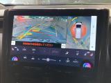 【パノラミックビューモニター】専用のカメラにより、上から見下ろしたような視点で360度クルマの周囲を確認することができます☆死角部分も確認しやすく、狭い場所での切り返しや駐車もスムーズに行えます。