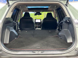 【パワーバックドア】スマートキーや運転席のボタンを押すだけでリアゲートが自動で開閉します!荷物を持っている時や、高い位置にあるバックドアを閉める際に便利な機能です♪