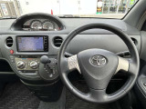 禁煙車です。シートの汚れも臭いもほとんど気になりません。