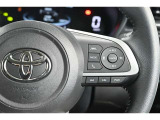 【前車追従型オートクルーズ】設定した速度内で、前方車両との距離を保ちながら加減速をしてくれます。高速道路での長距離移動が楽になりますよ♪