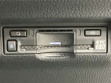 ETC車載器です!高速道路の料金所で慌てて小銭を探すことも無くなります。キャッシュレスでスイスイ、ストレスフリー♪
