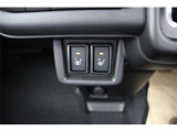運転席/助手席シートヒーター付きです!
