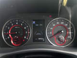 【スピードメーター】メーターがシンプルで見やすく運転しやすいですね。