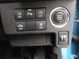 パーキングセンサー、横滑り防止機能など安全、快適装備のON/OFFスイッチになります!直感的な操作が可能です♪