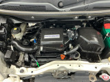 技術が詰まったエンジンルームもご覧の通りピカピカにクリーニング済みです。