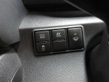 モーターのみで走行できるEVモード、総合コントロールで更に燃費改善ができるECOモード切替えです。