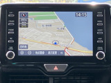 鮮明な地図表示で、目的地までの道順をしっかり確認できます。スムーズなナビゲーションで、初めての場所でも安心ですね。