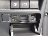 広がる運転支援サービスETC2.0搭載。全国の高速道路に設置されたITSスポットと双方向通信を図り、広域な道路交通情報や安全運転をサポートする情報を得て、音声やナビ画面上にタイムリーにお知らせします。