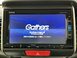 ホンダ純正ギャザズメモリーインターナビ付きです!CD・DVD再生、ミュージックサーバー、フルセグTV視聴、Bluetooth・ミュージックプレーヤー接続可能です!