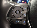 ハンドルから手を放さずに操作出来ますので、安全運転にもつながりますね