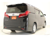 低価格で良質なお車を全社総台3,000在庫からお選びいただけます。営業時間 10:00〜19:00