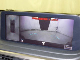 バックモニターも装備しております。バックギアに入れるとナビ画面に車の後方が映し出されます。これで後方確認も安心!