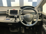運転しやすいインパネ周りです!見やすいレイアウトで快適なドライブをサポートします!