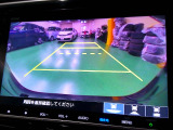 リアカメラ付きです。駐車の際、これがあれば車庫入れに自信が無い方も安心です!一度使うと手放せない必須装備です!