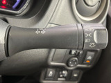 【オートライト】周りの明るさに応じて自動でヘッドライトの点灯・消灯ができる機能です!ライトの付け忘れ・消し忘れなどが無くなり、雨の日や夕方の走行も安心!トンネル通過時も便利ですね♪