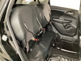 座面を跳ね上げるチップアップ機能付き☆高さのあるお荷物も積むのにとても便利です♪