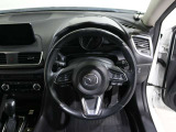 運転しやすいハンドルです。