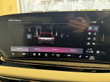 Audiドライブセレクト 車両の走行性能を好みに合わせて調整。エンジンの出力、ステアリングの反応など複数のモードから選択可能