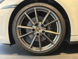 フロント20/リア21インチCarrera S ホイール装備